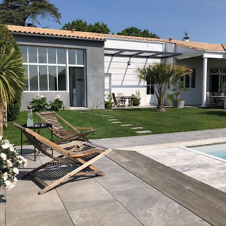 Maison M, Chambre Privee Acces Jardin Piscine Et Jacuzzi Pres De La Rochelle La Rochelle  Buitenkant foto